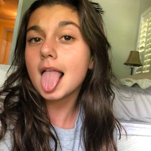 Meet your Posher, Avs